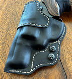 Trayce- Leather Snub Holster